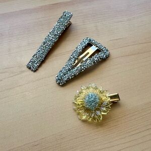 Sparkling Hair Clip Set in Silver and Yellow
